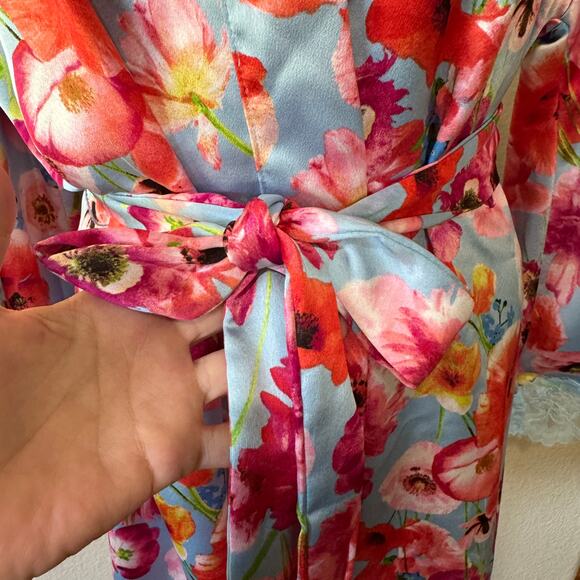 Victoria Secret Happy Poppies Lace Insert Robe EUC Size XS Small Satin Tie Waist - Picture 6 of 12